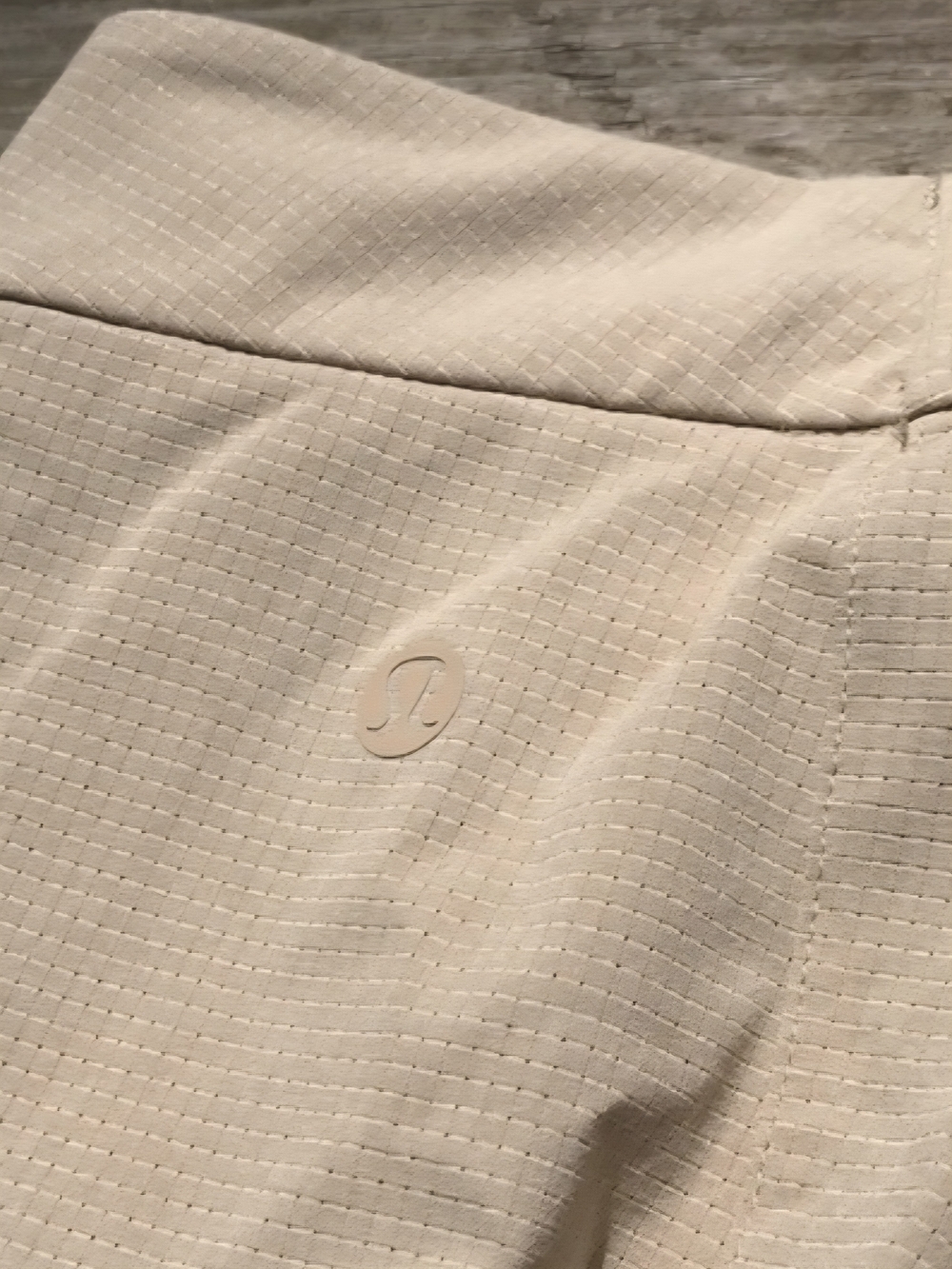 Lululemon Ventlight Cargo Crop Pants Trench Size 10 NWOT - Picture 5 of 5